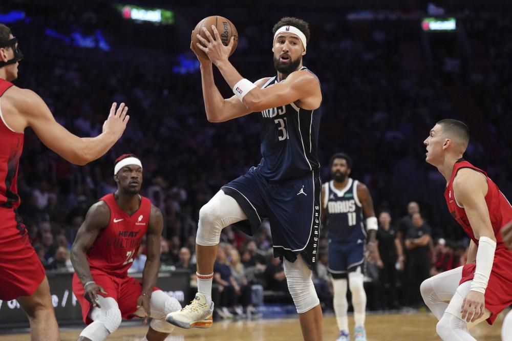 新加坡没有重蹈覆辙 混团小组赛险胜中华台北.