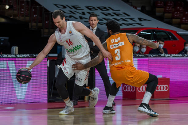 皇家社会完 皇家社会完