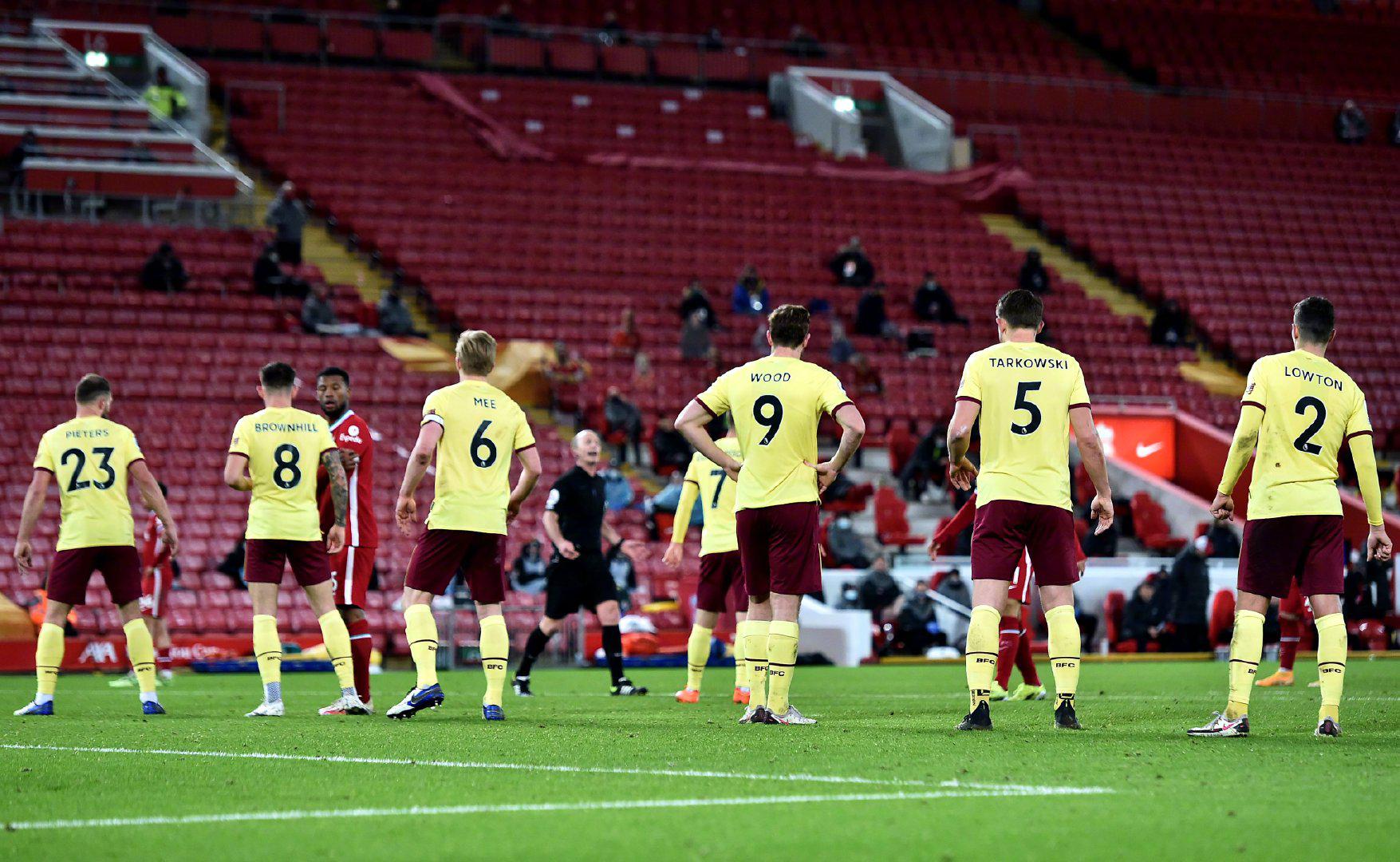 凌厉的劈杀 凌厉的劈杀