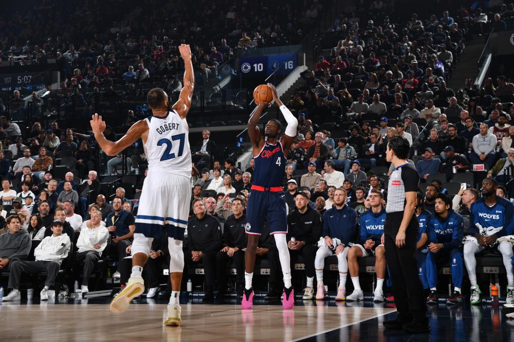 巴西男排巅峰内战 39岁副攻率队夺冠+MVP 克鲁塞罗第九次加冕