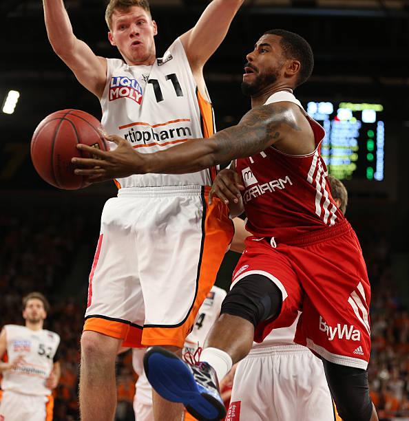 斯的执教经 斯的执教经