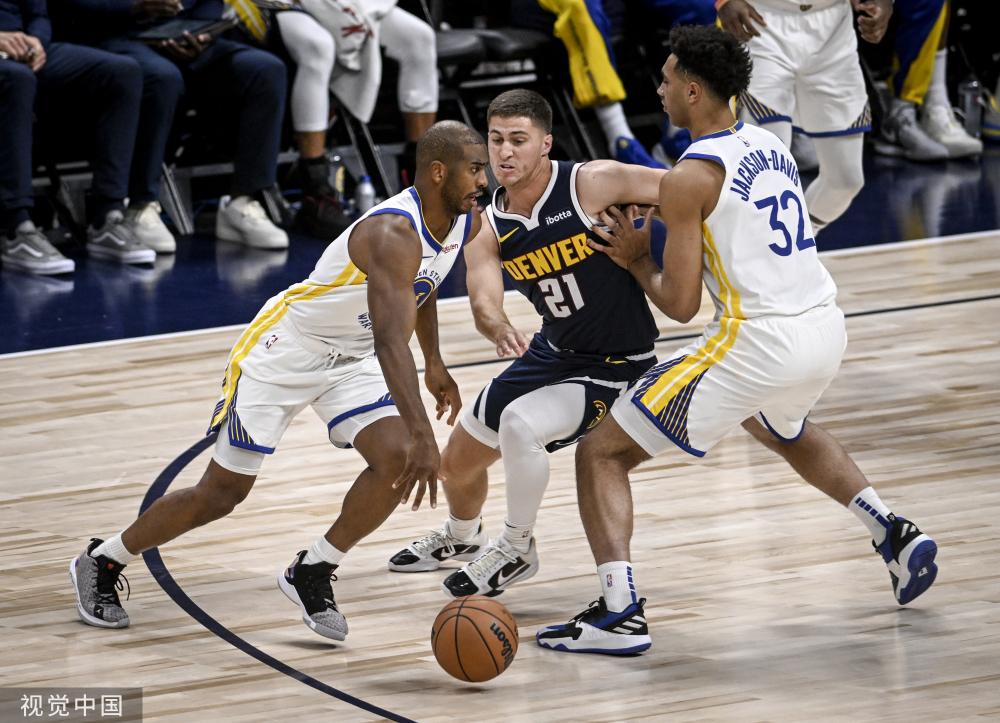 员进行的针 员进行的针